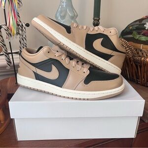 Jordan Air 1 Low in Desert and Black Women 10